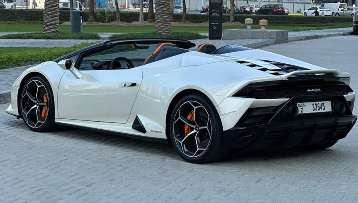 Lamborghini Huracan EVO Spyder  Vermietung Dubai